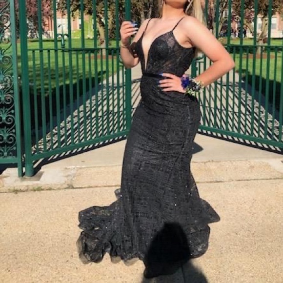 Prom Dress - Picture 2 of 5